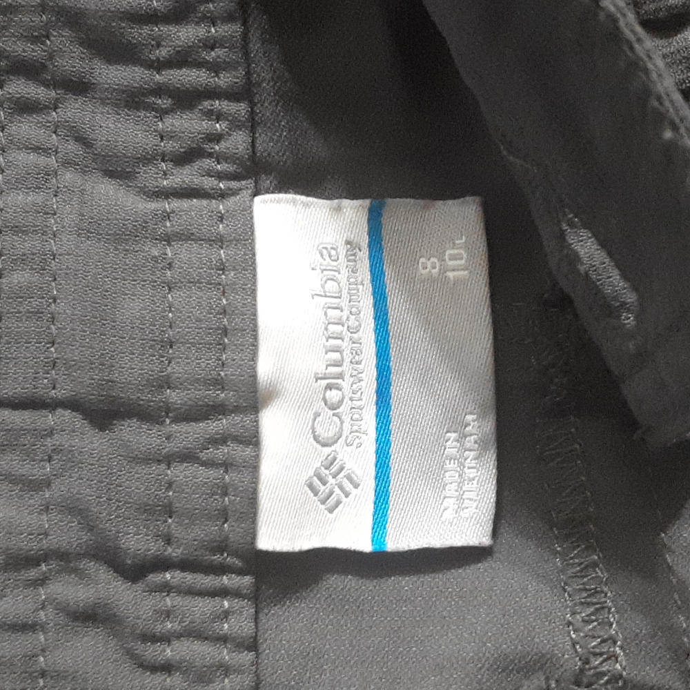 Columbia gray shorts 8/10 - Picture 3 of 3